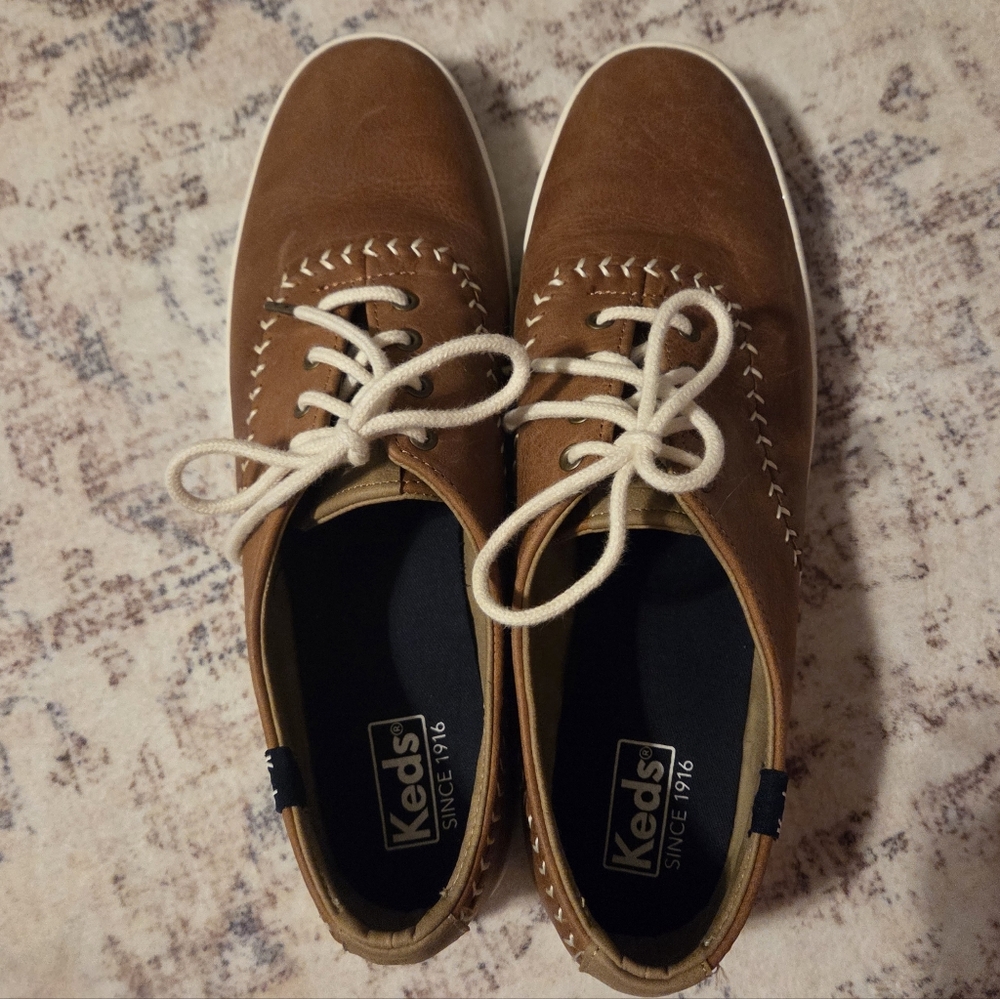 Keds Champion Pennant Leather Baseball Stitch Shoes - Picture 4 of 9